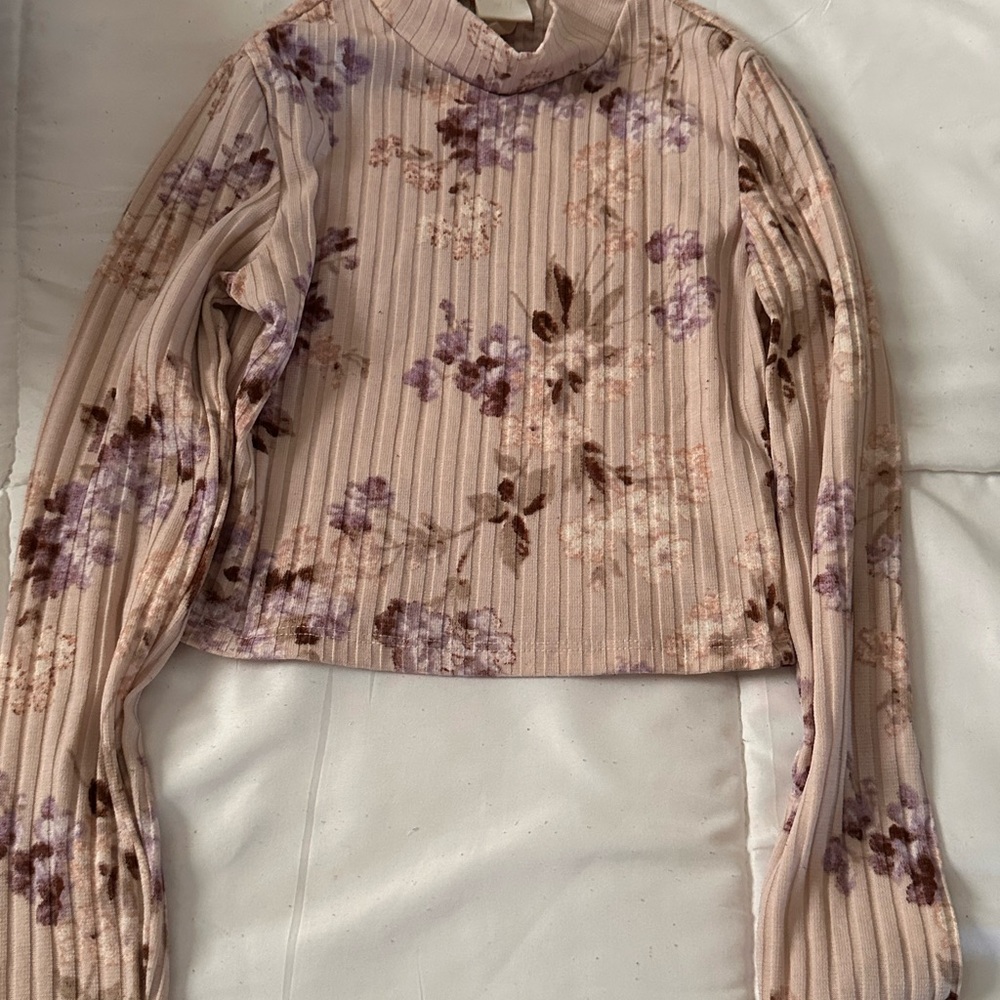 H&M Floral Ribbed Long Sleeve Top